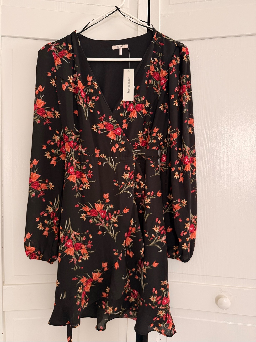 NWT Francesca Mi Ami Black Floral Long Sleeve Wrap Dress with Red Accents